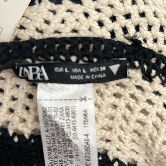 Zara Crocheted Bohemian Boho Bralette black and Ivory Size Large Nwt - Picture 15 of 15